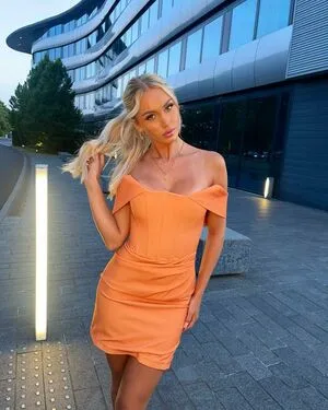 Abby Benson OnlyFans Leaked Free Thumbnail Picture - #PsPMf7IEhd