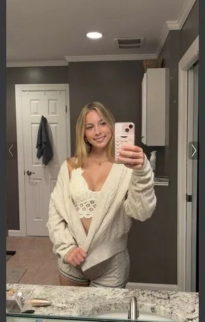 Abby Champlin OnlyFans Leaked Free Thumbnail Picture - #hG8H5W6Nfq