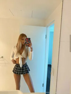 Abby Glasby OnlyFans Leaked Free Thumbnail Picture - #JyBUy1G5O1