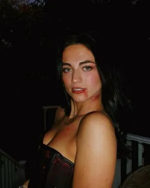 Abby Rathbone OnlyFans Leaked Free Thumbnail Picture - #7Mu6JgJHEE