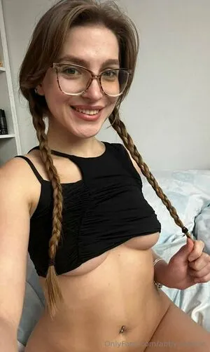Abby Roseee OnlyFans Leaked Free Thumbnail Picture - #H2xfFd4J89