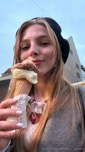 Abby Roseee OnlyFans Leaked Free Thumbnail Picture - #Q4x8rdiBDF