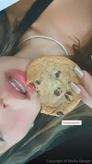 Abelladanger OnlyFans Leaked Free Thumbnail Picture - #Anx7BAmZBd