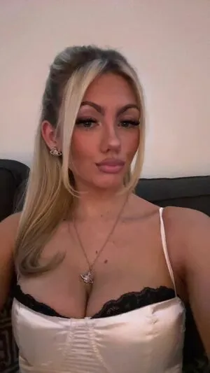 Abi Greasley OnlyFans Leaked Free Thumbnail Picture - #Pid7AD1ZG3