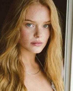 Abigail Cowen OnlyFans Leaked Free Thumbnail Picture - #EMkCPt7DMX