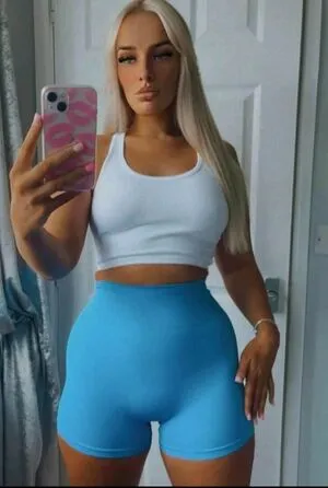 Abigail Holder OnlyFans Leaked Free Thumbnail Picture - #68Udaphd8J