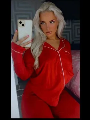 Abigail Holder OnlyFans Leaked Free Thumbnail Picture - #P1KpKUOrhM
