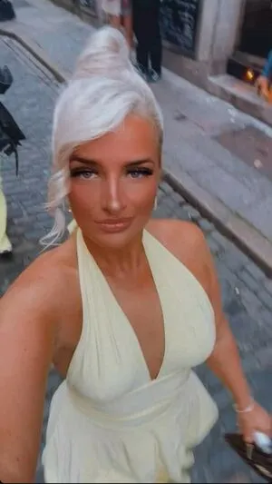 Abigail Holder OnlyFans Leaked Free Thumbnail Picture - #RTWtIVaOUS