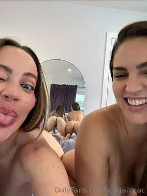 Abigail Mac OnlyFans Leaked Free Thumbnail Picture - #w2XWXEy4xU