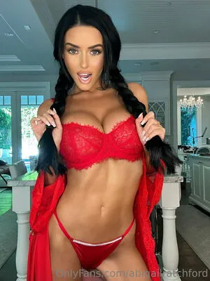 Abigailratchford OnlyFans Leaked Free Thumbnail Picture - #6Drhf6ZKqA