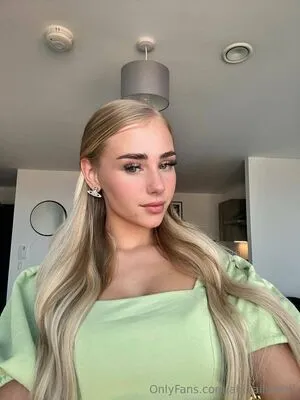 Abigailsmith OnlyFans Leaked Free Thumbnail Picture - #xz6aaQ8Fgn