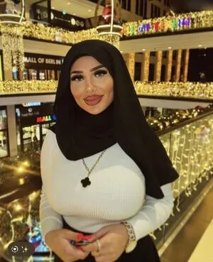 Abir Zrk OnlyFans Leaked Free Thumbnail Picture - #aWLAQ8a905