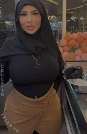 Abir Zrk OnlyFans Leaked Free Thumbnail Picture - #dcjIIGYeO4