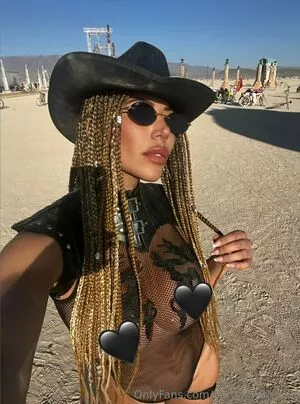 Abroadwithmila OnlyFans Leaked Free Thumbnail Picture - #cSnZgiUveM