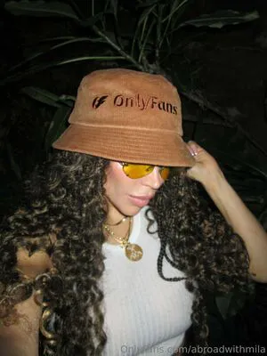 Abroadwithmila OnlyFans Leaked Free Thumbnail Picture - #pfinlEUVIn