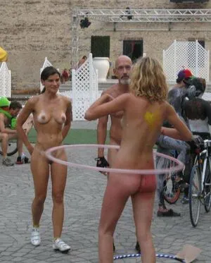 Abs Lady Philadelphia World Naked Bike Ride OnlyFans Leaked Free Thumbnail Picture - #Y5xuek4bDZ