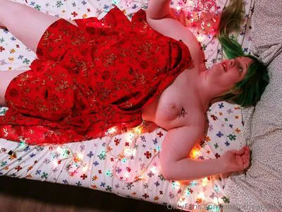 Absintheanglas OnlyFans Leaked Free Thumbnail Picture - #DsMzl0BXcv