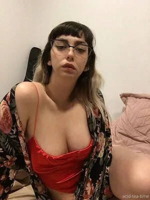 Acid Tea Time OnlyFans Leaked Free Thumbnail Picture - #XFGp11Tjov