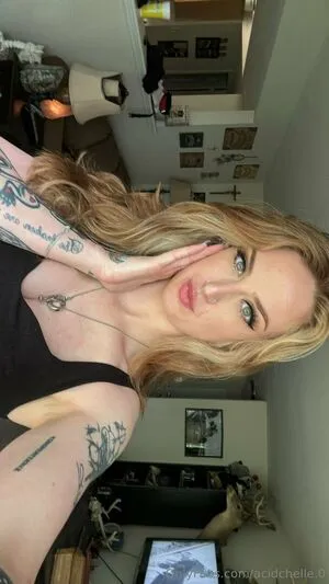 Acidchelle OnlyFans Leaked Free Thumbnail Picture - #VsE38IXOMC