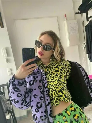 Acidmelanie OnlyFans Leaked Free Thumbnail Picture - #qlr1uHPxnx