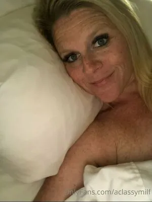 Aclassymilf OnlyFans Leaked Free Thumbnail Picture - #AjB6SdciQs