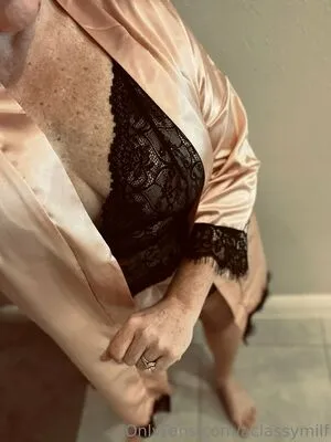 Aclassymilf OnlyFans Leaked Free Thumbnail Picture - #Koa6HDAFHq