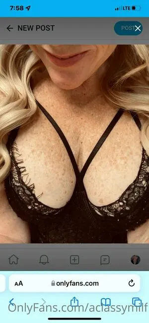 Aclassymilf OnlyFans Leaked Free Thumbnail Picture - #Qffu1oRyh3