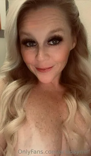 Aclassymilf OnlyFans Leaked Free Thumbnail Picture - #hLScwPsAKk