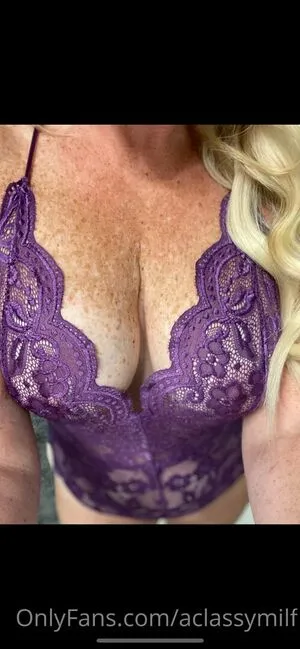 Aclassymilf OnlyFans Leaked Free Thumbnail Picture - #w1juvjPVvf