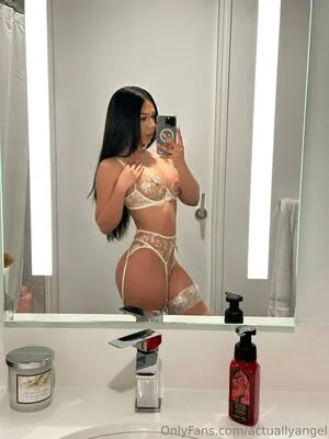 Actuallyangel OnlyFans Leaked Free Thumbnail Picture - #S8XHySb9mb