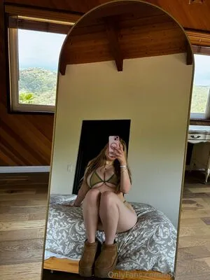 Actuallyemmy OnlyFans Leaked Free Thumbnail Picture - #g2VIB4aoli