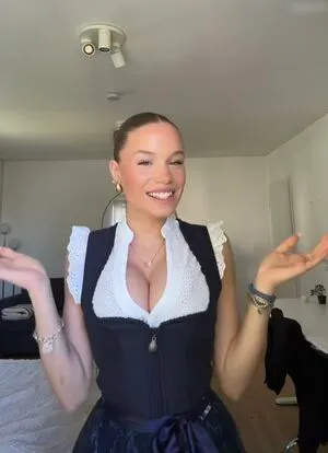 Actuallyyhelen OnlyFans Leaked Free Thumbnail Picture - #kLzvFX4f5E