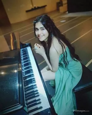 Adah Sharma OnlyFans Leaked Free Thumbnail Picture - #YYduOrOuFS