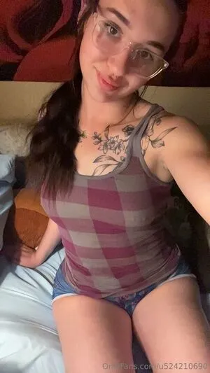 Adalyn Dean OnlyFans Leaked Free Thumbnail Picture - #SN6h83CqTi