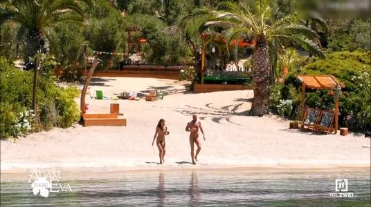 Adam Sucht Eva Gestrandet Im Paradies OnlyFans Leaked Free Thumbnail Picture - #b7xGl76aEt