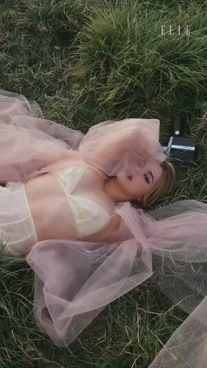 Addison Rae OnlyFans Leaked Free Thumbnail Picture - #DmyHaJdvmy