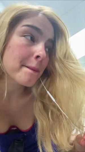 Addison Rae OnlyFans Leaked Free Thumbnail Picture - #bQVf5ZUQvF