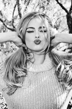 Addison Rae OnlyFans Leaked Free Thumbnail Picture - #nPp1Xyx5e6