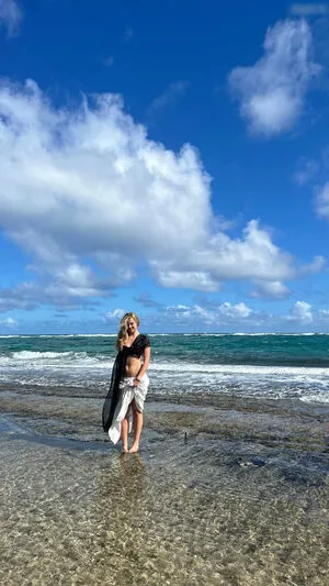Addison Rae OnlyFans Leaked Free Thumbnail Picture - #oofxIISLR4