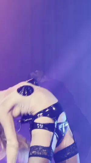 Addison Rae OnlyFans Leaked Free Thumbnail Picture - #5I3BpjYz8F