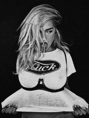 Addison Rae OnlyFans Leaked Free Thumbnail Picture - #5J4ci5BjTL