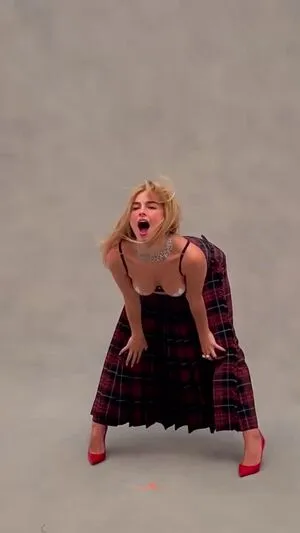 Addison Rae OnlyFans Leaked Free Thumbnail Picture - #96FW1RMiXY