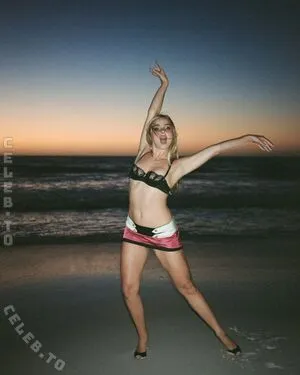 Addison Rae OnlyFans Leaked Free Thumbnail Picture - #9oAxBd3IUj