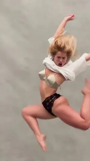 Addison Rae OnlyFans Leaked Free Thumbnail Picture - #BFGF0FKGZ0