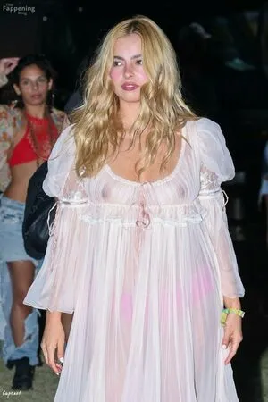 Addison Rae OnlyFans Leaked Free Thumbnail Picture - #GxprJd8kqP