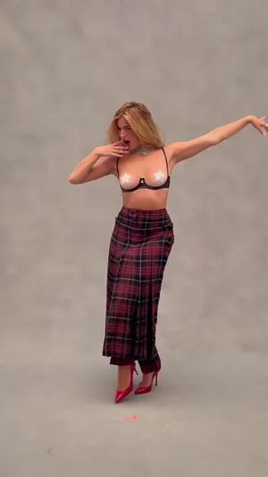 Addison Rae OnlyFans Leaked Free Thumbnail Picture - #HfRRn6KIGU