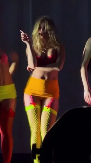 Addison Rae OnlyFans Leaked Free Thumbnail Picture - #Im0O6tbJL9