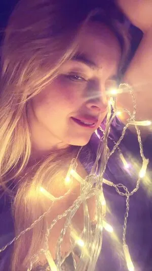 Addison Rae OnlyFans Leaked Free Thumbnail Picture - #J7fxS3jcks