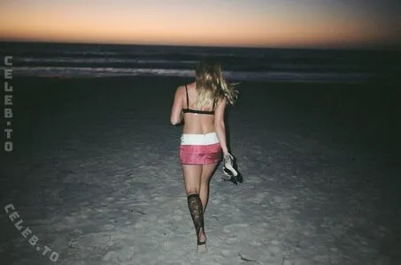 Addison Rae OnlyFans Leaked Free Thumbnail Picture - #J8k8xpedia