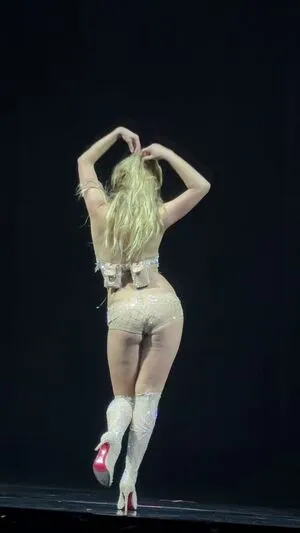 Addison Rae OnlyFans Leaked Free Thumbnail Picture - #LKOEzC7lGn